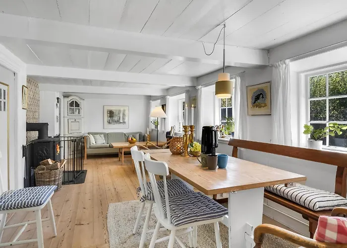 Gorgeous Home In Fano With Wifi Fano